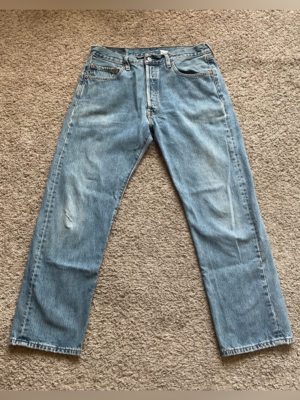 Levis 501 Jeans Mens 34x30 Blue Button Fly Denim Pants Classic Faded Original
